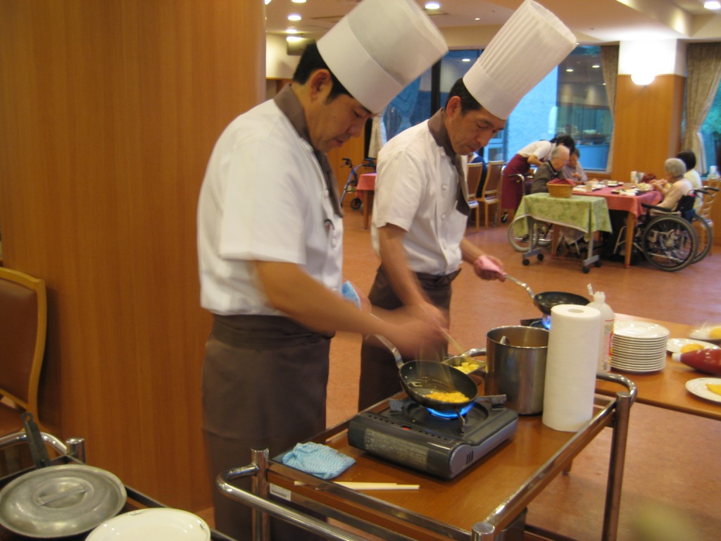 朝食特別食　調理風景