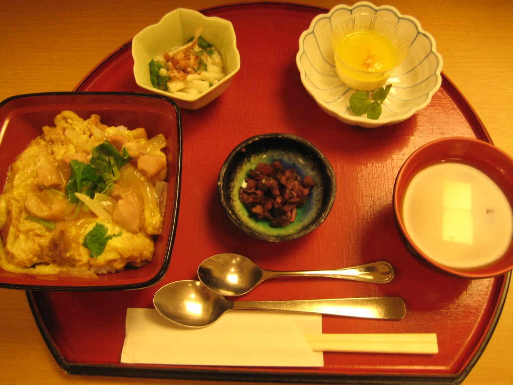 病棟内調理　親子丼