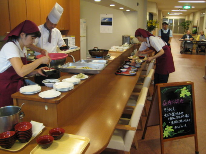 9月病棟内調理そうめん