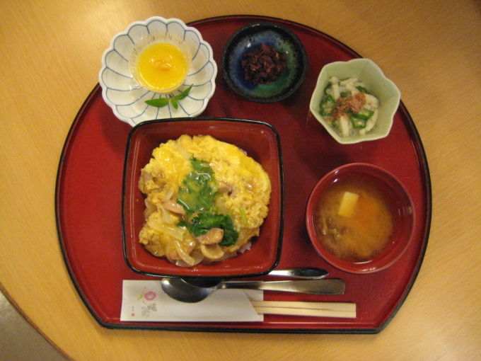 病棟内調理　親子丼