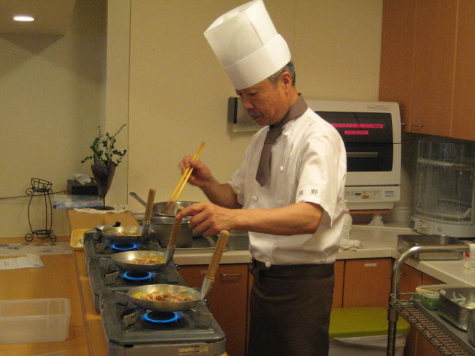 病棟内調理　親子丼