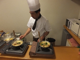 病棟内調理かつ丼